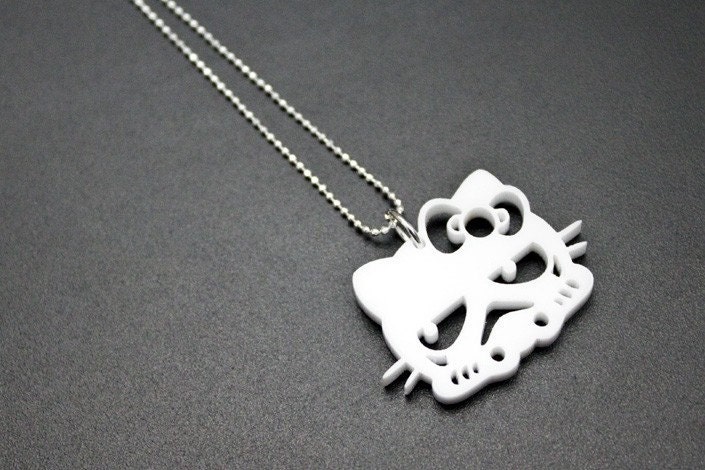 Storm Kitty White Acrylic Necklace