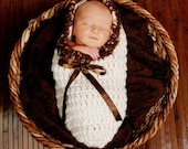 Newbron Beautiful Unisex Cream Cocoon with Brown Fuzzy Trim and Brown Bow