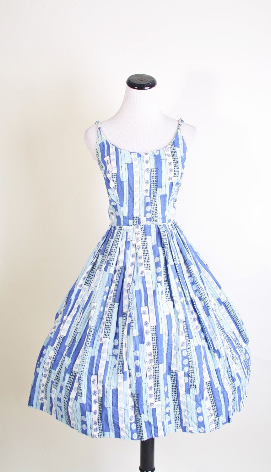 1950s Cotton Dress - Mad Men Dress - Dress - Floral Print - Summer Fashion - 1051