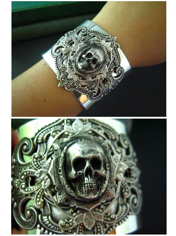 2 INCH Vintage sterling silver plated brass ornate sturdy filigree skull cameo gothic cuff/bangle B518