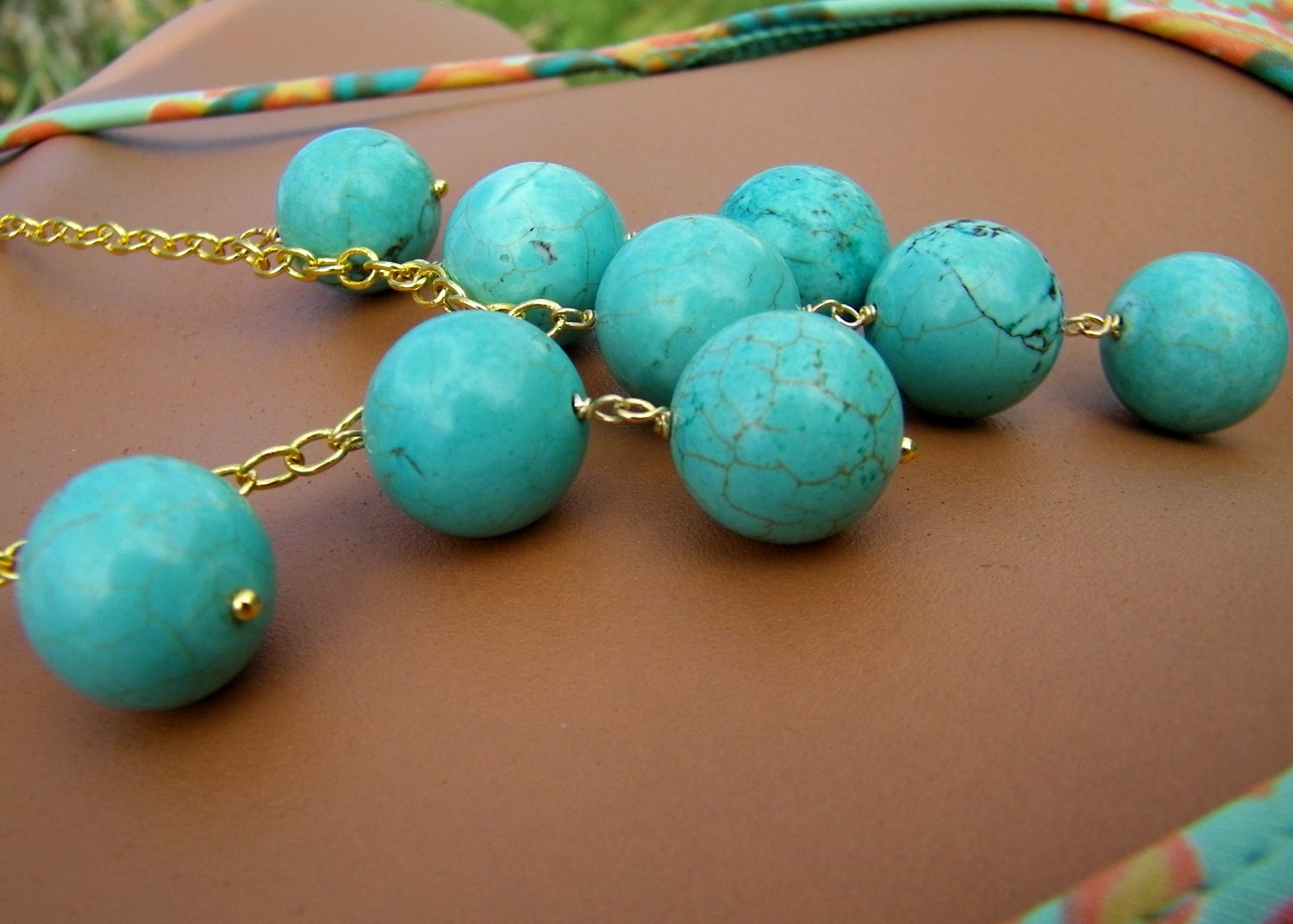 Turquoise Bib Necklace. Bubbly Round Aqua Blue Stone Beads.