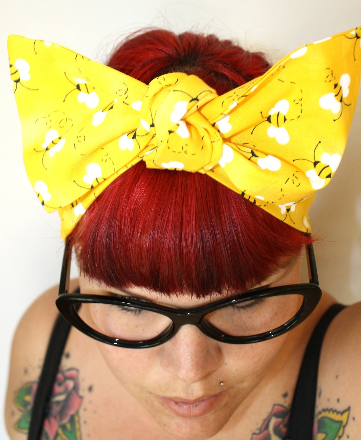 Vintage Inspired Head Scarf, Bow or Bandanna Style, Bees, Bumble bee, Summer time, Rockabilly, Retro