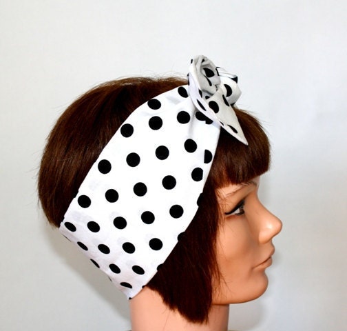 Vintage Inspired Head Scarf, Bow or Bandanna Style, Bees, Bumble bee, Summer time, Rockabilly, Retro