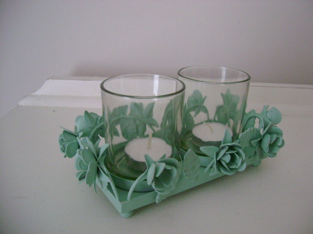 Shabby Chic Roses Tealight holder