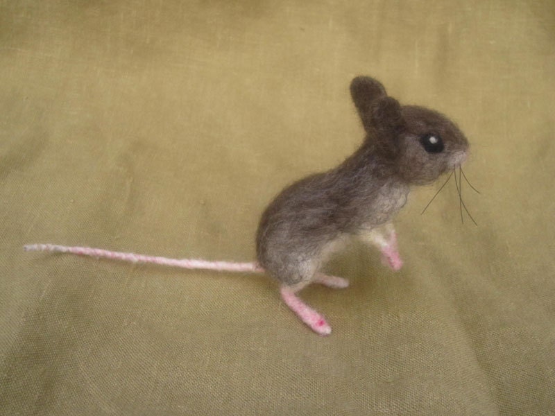 Needle felted gray mouse - poseable felted animal