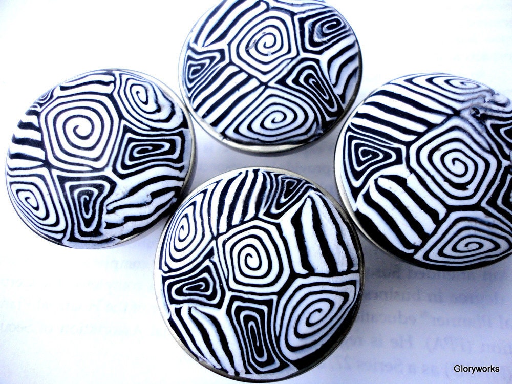8 Mod Cabinet Pulls / Knobs Clay Over Metal Black and White