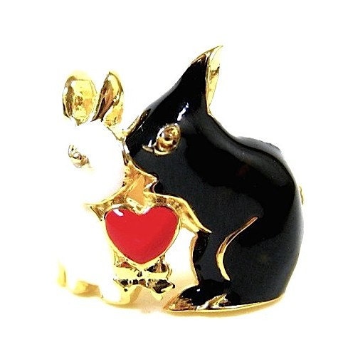 White & Black Bunny Lovers with a Heart Ring - Gold Plated