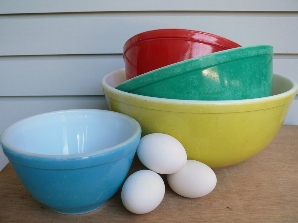 Vintage Pyrex Primary Color Bowls, 400 series