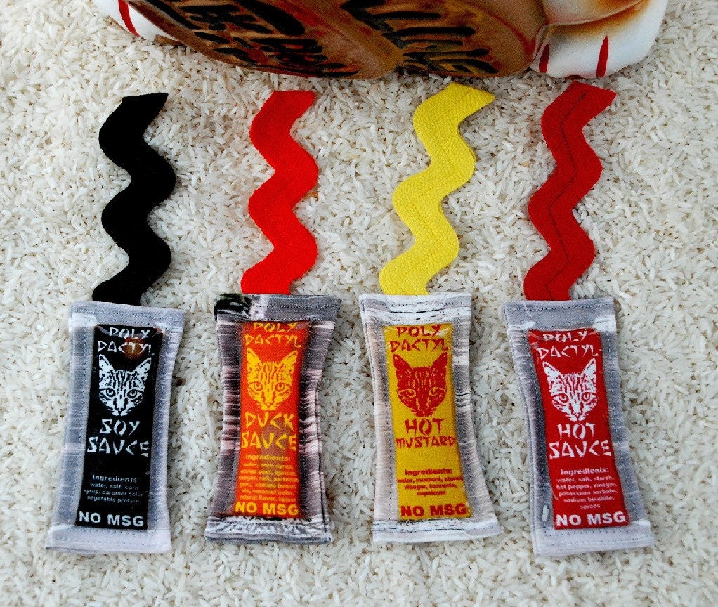 Asian Squirting Sauce Packets Cat Toy Set