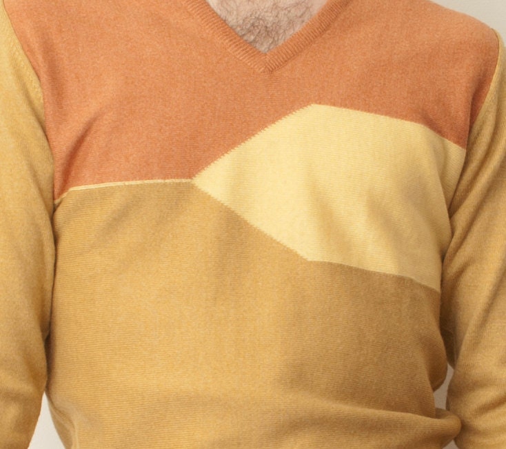 Unworn three colour V-neck 70s woolen jumper