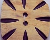 Horn Sewing Button - Kathy Ireland - Yucatan Flower JHB Sewing Knitting Bookbinding Crafts