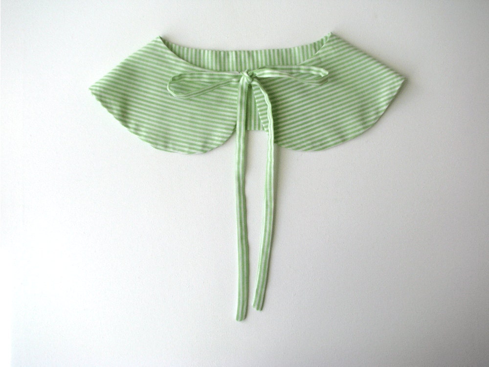 Butterfly collar - Peterpan collar - green and white stripes- Summer Accessories - tricotaria