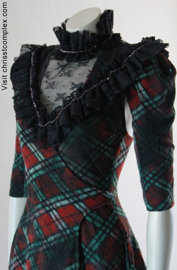 Lace Collar Detachable Neck Piece Steampunk Black Ruffles Kawaii Lolita -  Beautiful, edgy and extremely Chrisst - SPECIAL ETSY PRICE
