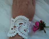 Delicate Lace Cuff, Crochet Jewelry,,, Bracelet Bangle Fingerless Glove, Wedding Bride White Knitted