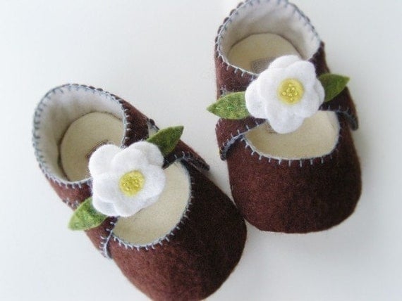 no 035 Lilly Baby Mary Janes PDF Pattern