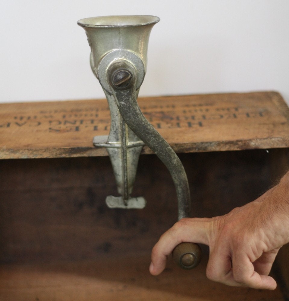 Industrial Vintage Antique Meat Keystone Grinder 20