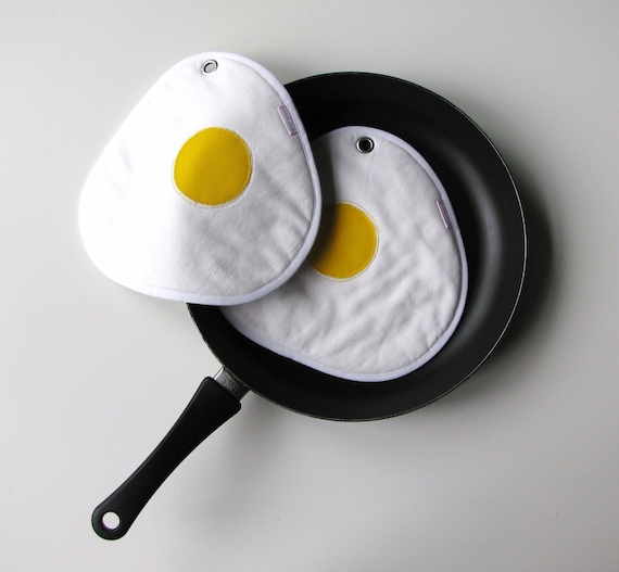 fried eggs pair of fun potholders - sunny side up - white - made to order