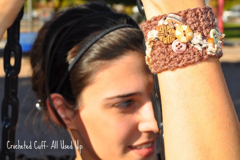Crocheted Cuff, crocheted earthy yarns, wood buttons, wristlet, Steampunk, feminine, woodland, natur, recycled