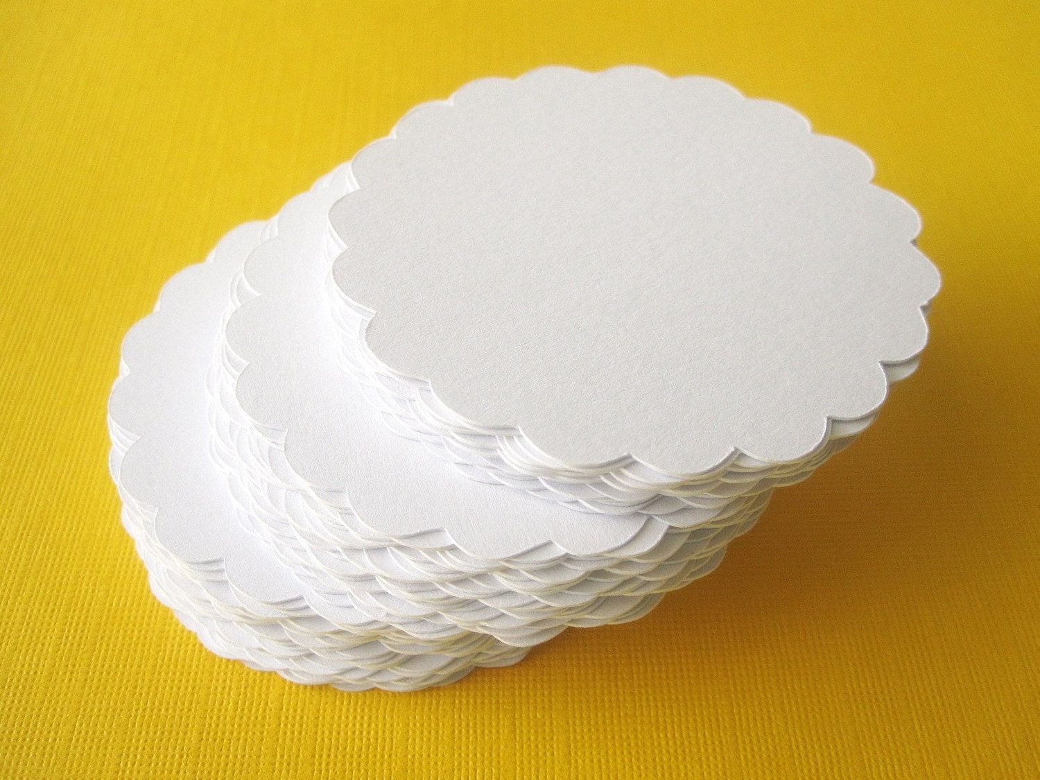 48 White Scalloped Circles (2.5 inches) texturized Cardstock A168 Il_570xn