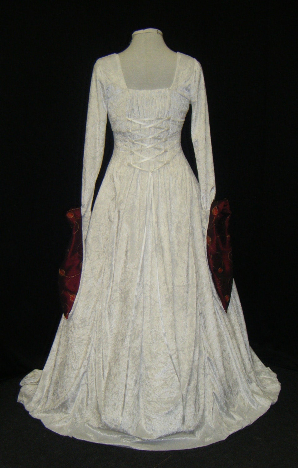 medieval handfasting dress renaissance wedding custom
