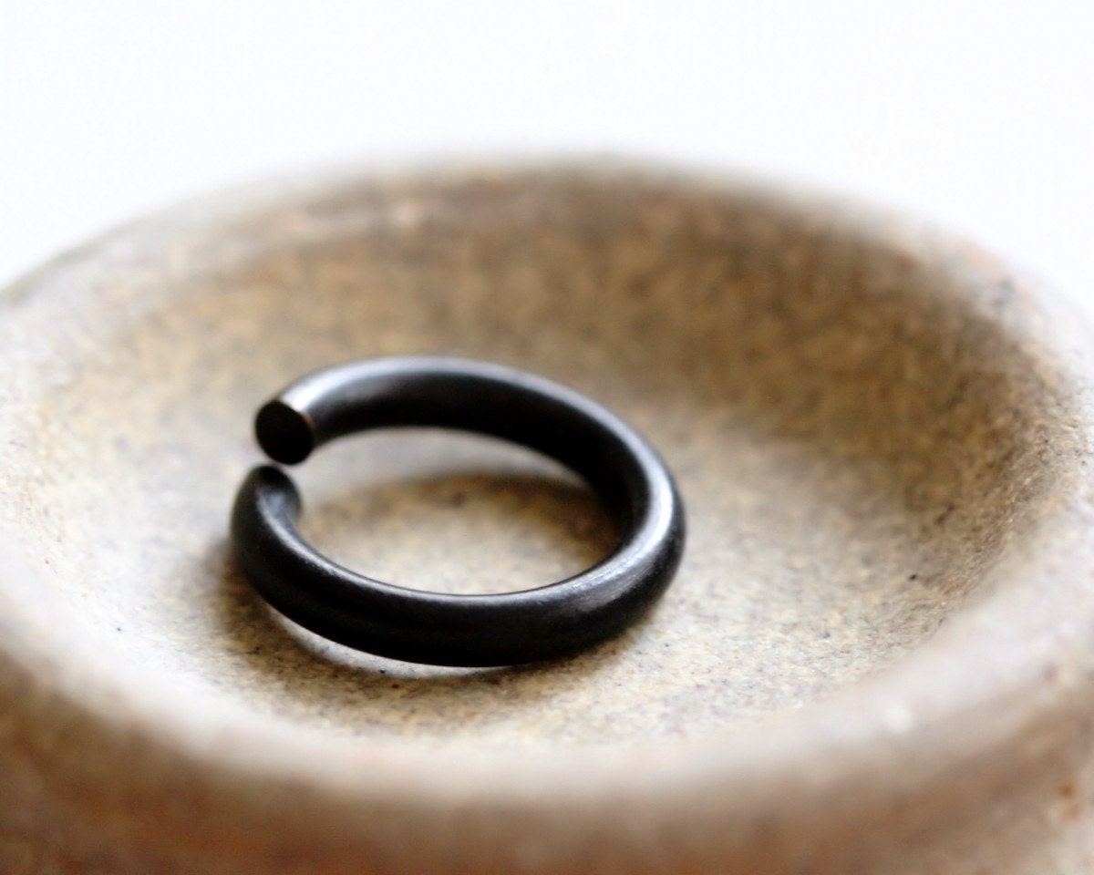 Vintage Mental Rings . Large 15mm Black Jump Rings