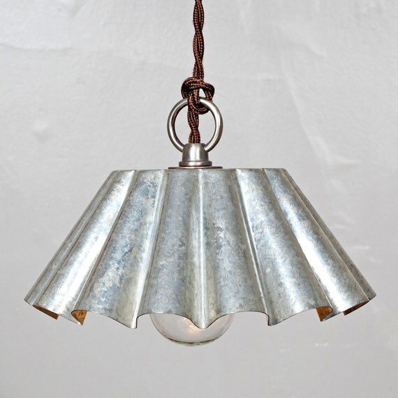 Rustic Modern Vintage Industrial Brioche Tin Pendant Light - Etched Tin Patina (LG) // Vintage Style Cloth Twisted Cord & Bakelite Plug