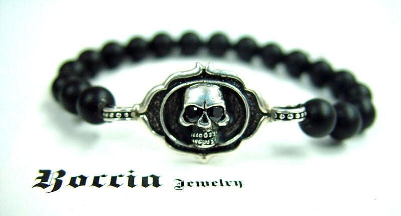 Black Diamond  SilverSkull Bracelet With Black Onyx Beads Strech by Roccia
