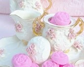 Bright Pink, Fuchsia, Molded Sugar (sucre moule) BELLES ROSES for your Tea...