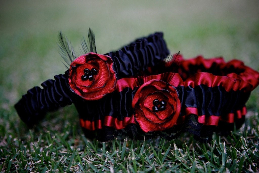 Wine Red and Black Garter Set With Black Feathers and Lace