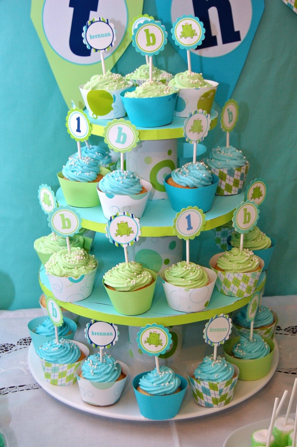 Frog Prince Cupcake toppers and wrappers - DIY custom printable