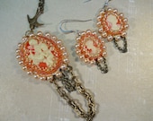 Peach beaded Cameo set