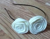 Cream Felt Roses Flowers on Black Metal Headband.  Teen, Adult, Woman, Photo Prop.