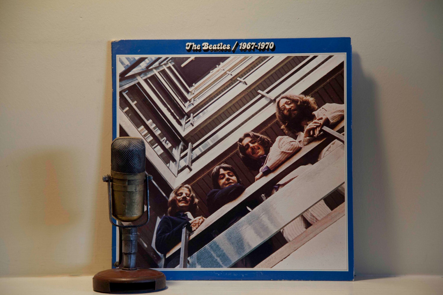 The Beatles 2LP Vinyl Record Album"The Beatles / 1967 - 1970" (1976 'Blue' Capitol Label U.S. re-issue with lyric inner sleeves)