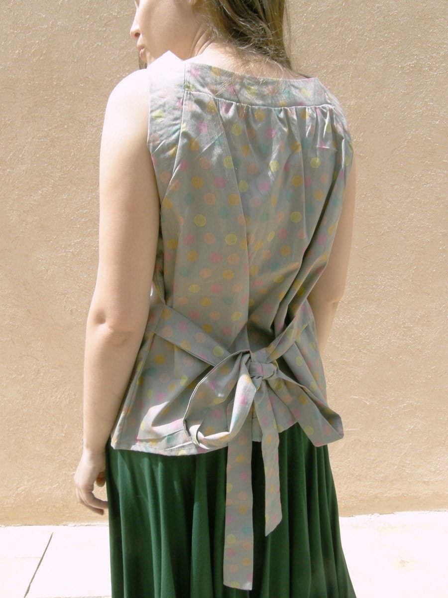 Tank Top with buttons, pastel color dots