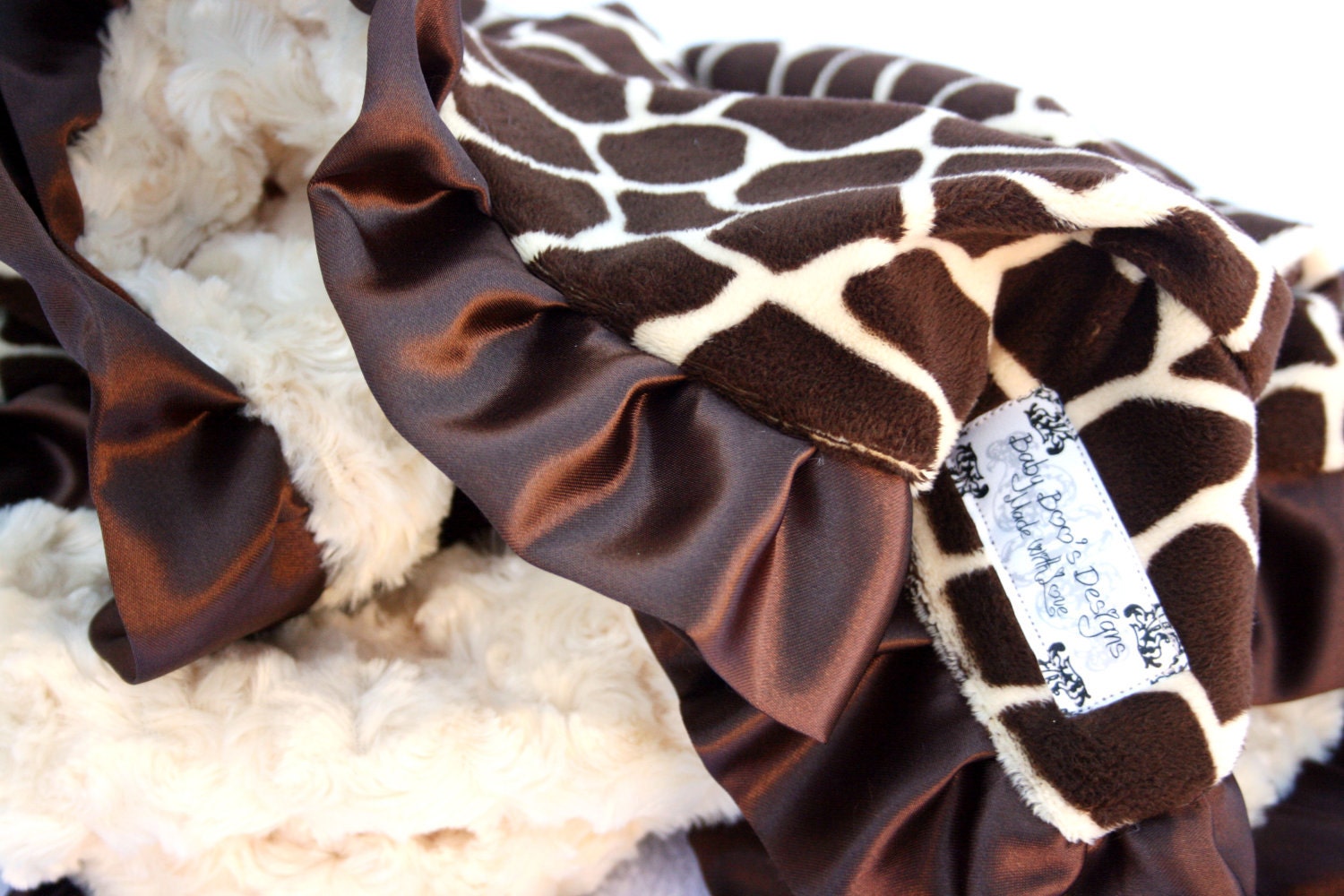 Giraffe Minky Baby Blanket-Monogramming now available