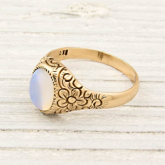 Antique Gold Victorian Opal Ring