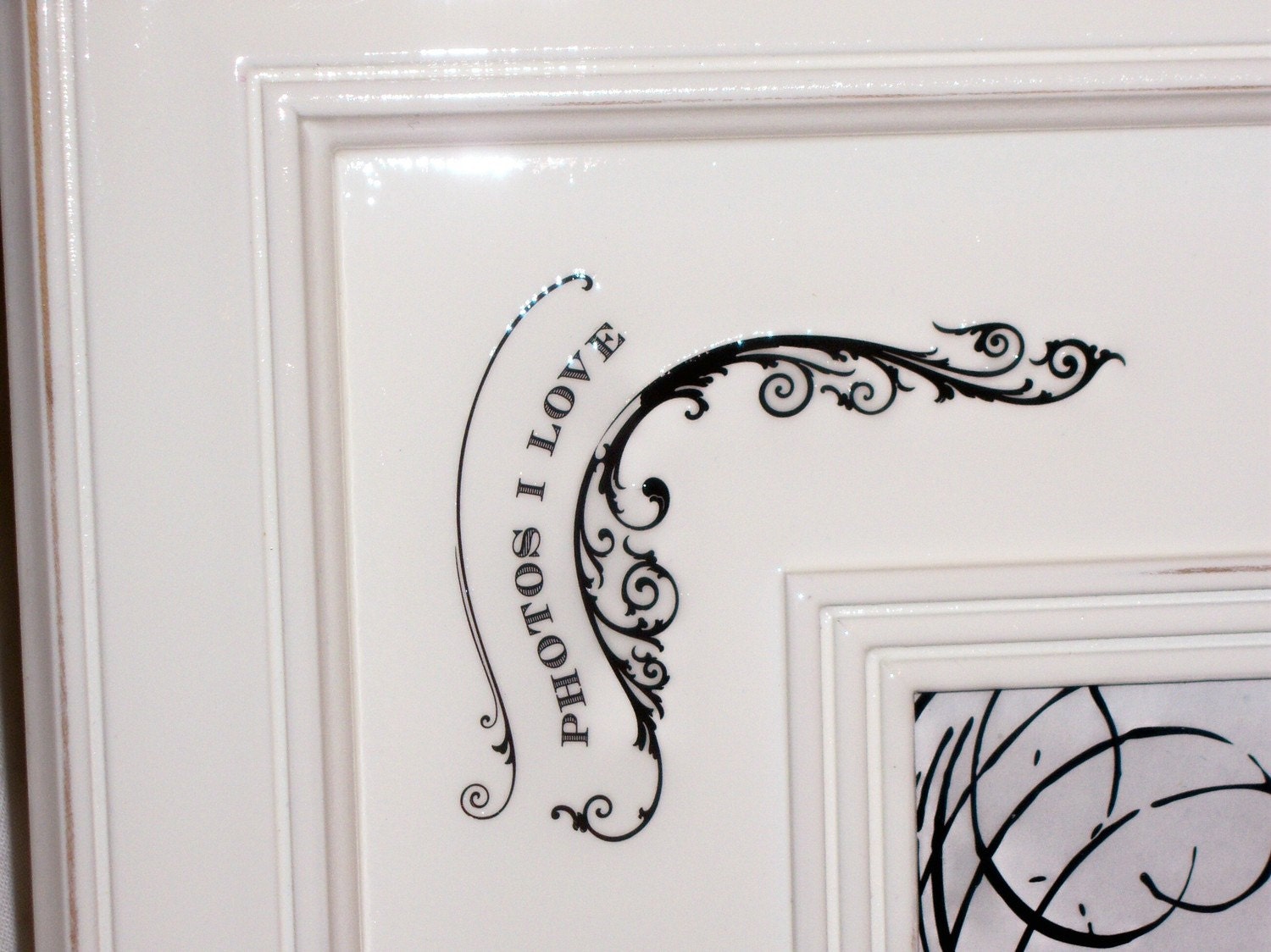 White wood photo frame