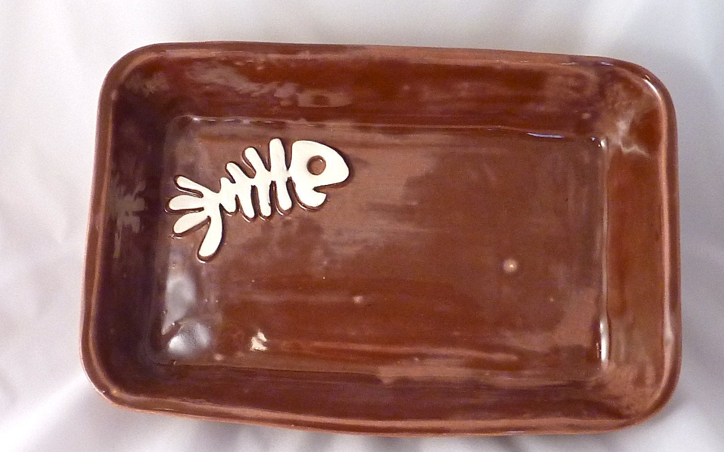 Fish bone dish