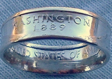 2007 Silver Washington State Quarter Coin Ring in a size 7 1/2 (90 Percent Silver)