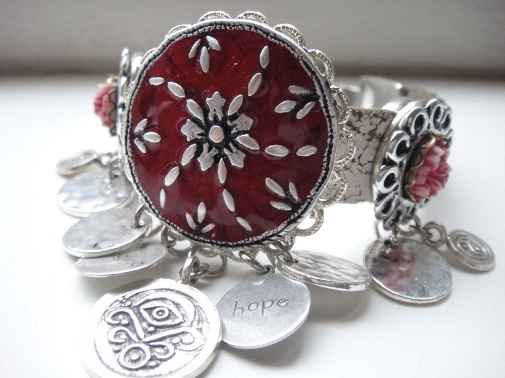 Bohemian hippie bracelet in deep pink and silver - boho chic charm bracelet - tribal flowers