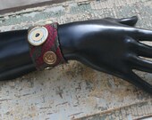 Maroon button bracelet with brown lace and vintage buttons (extra small)