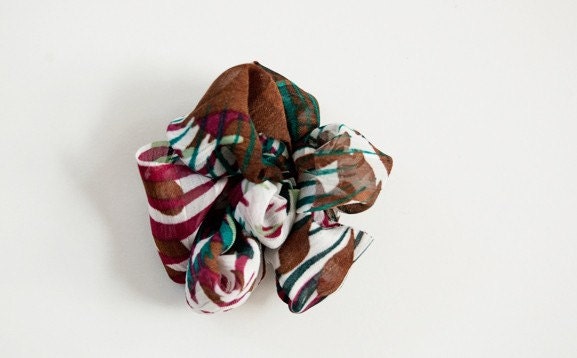 SALE: star burst - medium hair clip