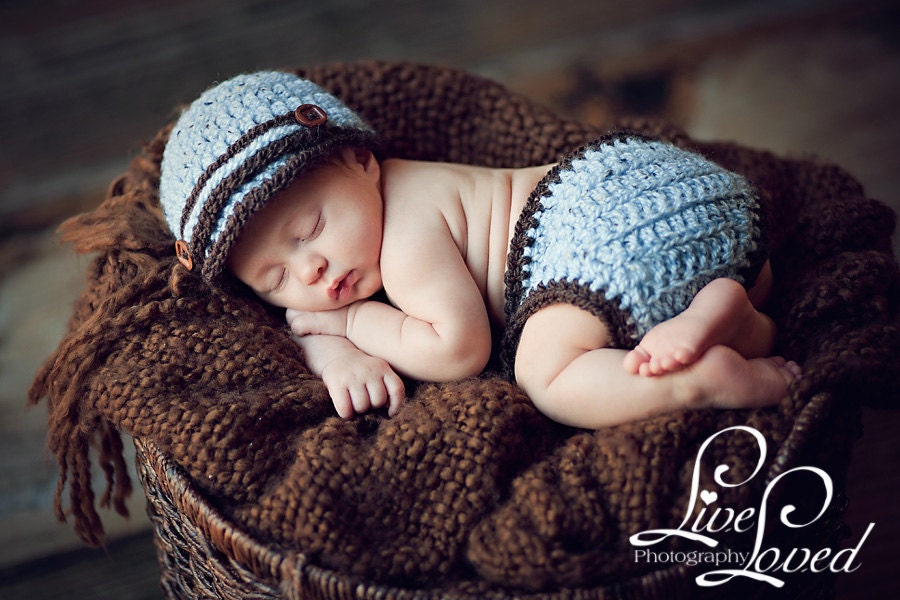 Download PDF crochet pattern - Newsboy/Newsgirl hat and diaper cover - Photography Prop