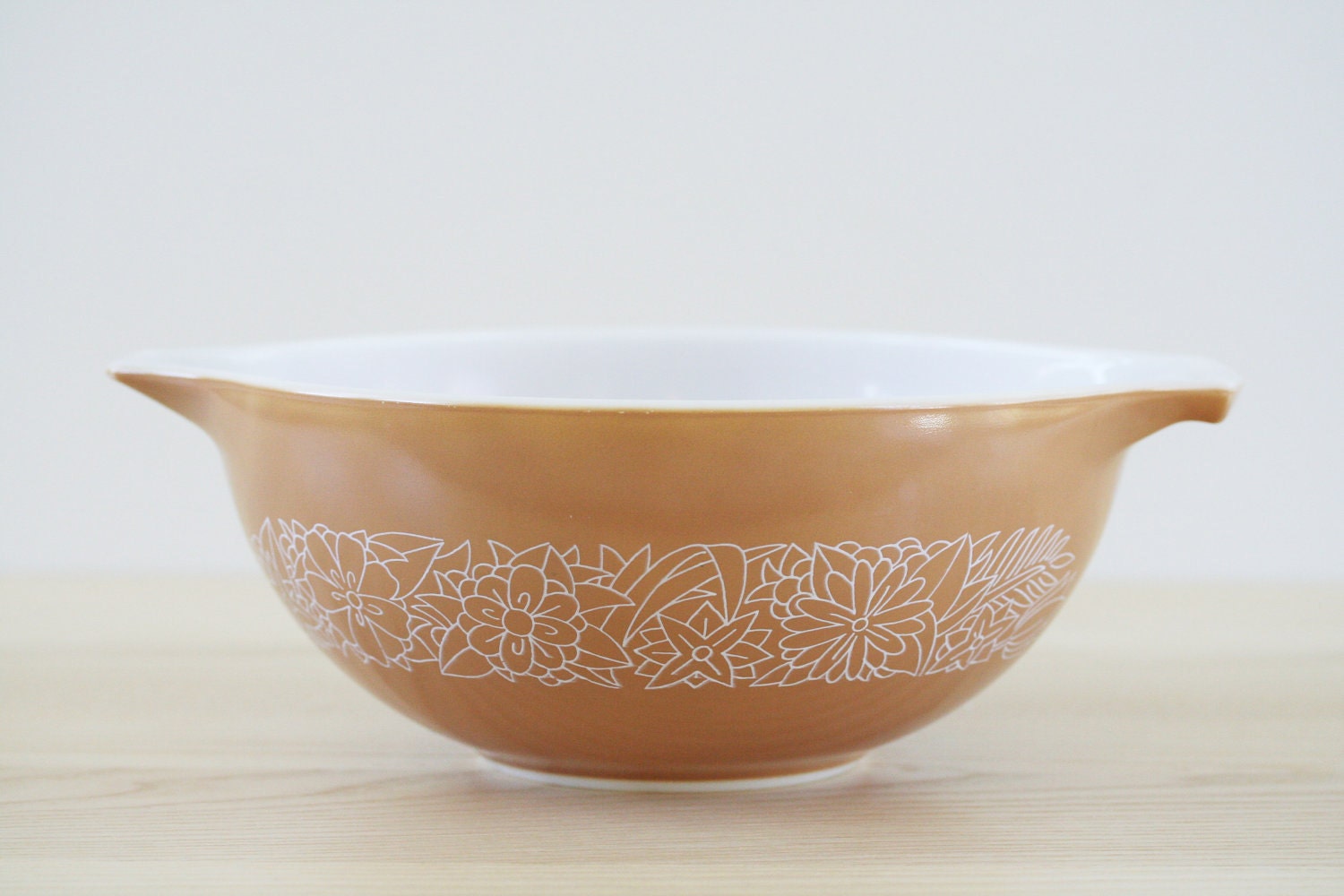 Vintage Woodland Pyrex Mixing Bowl