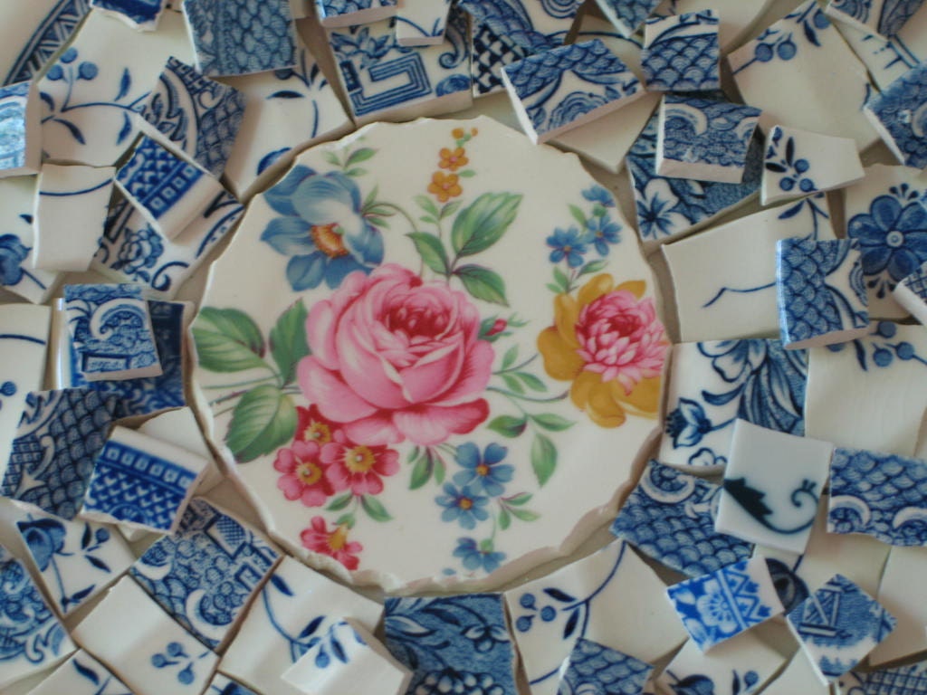 CHINA MOSIAC TILES, 100 Classic, Antique Blue And White Fine China, Hand Cut, Shabby Roses Focal, Beautiful.