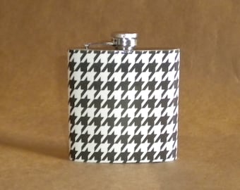Black and White Houndstooth Print Gift Flask 6 ounces