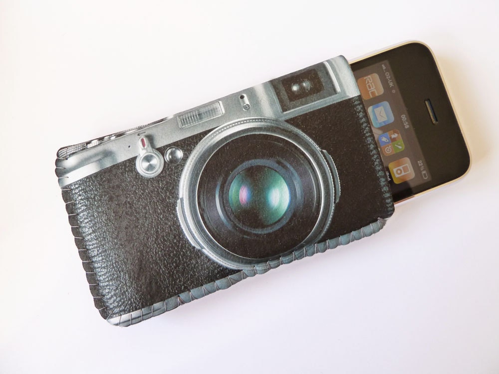 Retro Camera iPhone 5 Cozy/ iPhone 4S Cover/ iPhone Soft Case/ iPhone Sleeve/ iPhone Pouch
