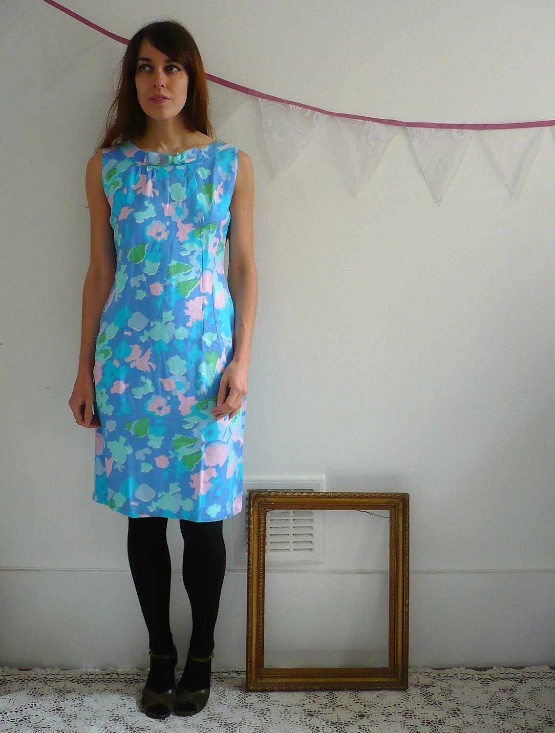 1960's Abstract Print Wiggle Dress Size Small