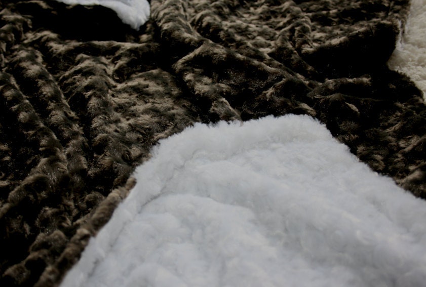 LARGE Double Sided Gray & White Swirl MInky Blanket