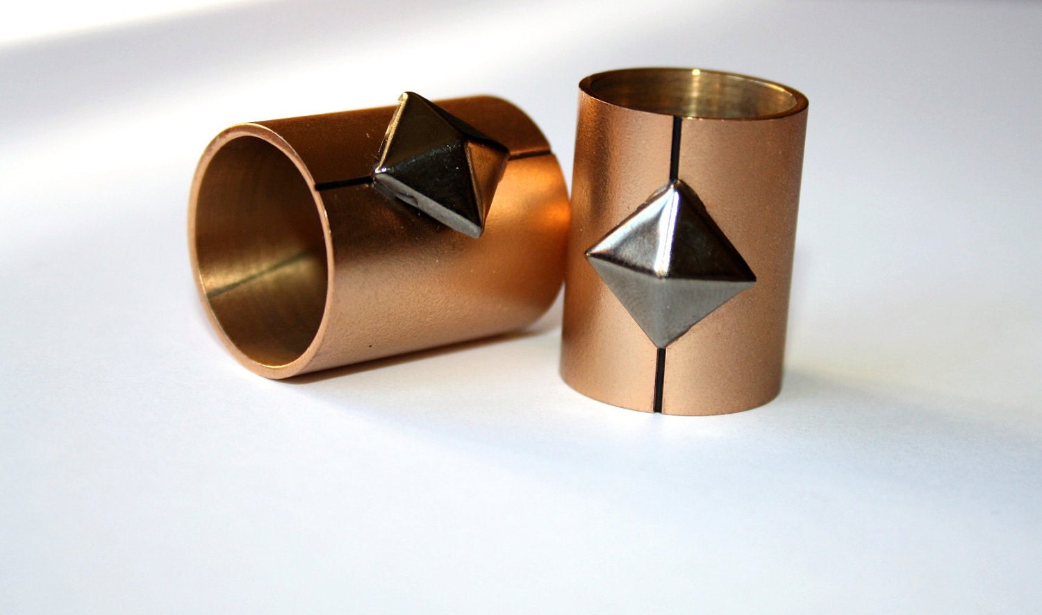 TUBE ring